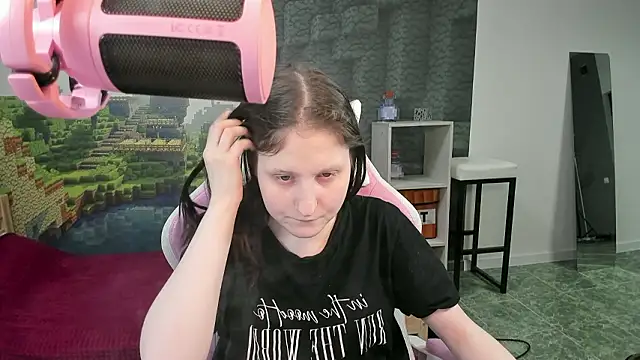 Živý XXX chat KiraDuvall