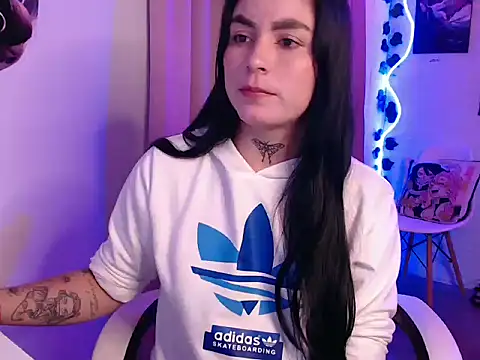 JanineRae Adlı Modelin Web Kamerası Şovu