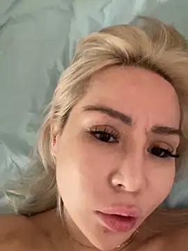 Yulianna_SmithのライブXXXチャット