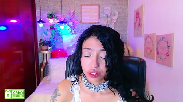 Chat XXX en directo de REDHOTTER_