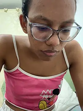 Curly_lily Chat XXX in diretta