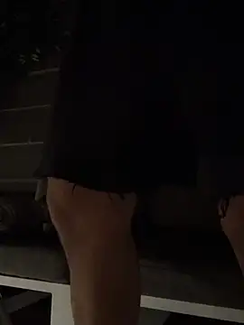 KstnSrg19 élő XXX-chatje