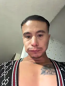 DominickVegas élő XXX-chatje