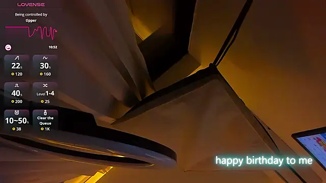 Scottfishcer1 élő XXX-chatje