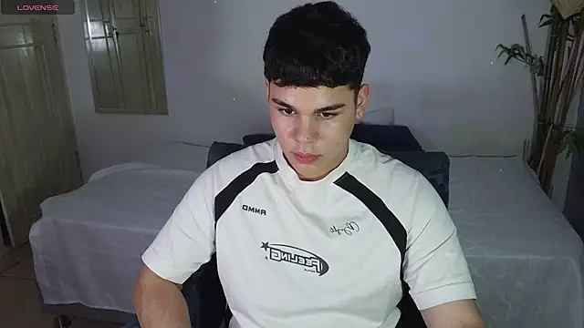 eithan_jonnes: вебкам-шоу