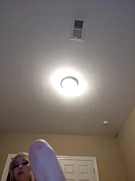 Chat XXX en directo de AmethystFoxx