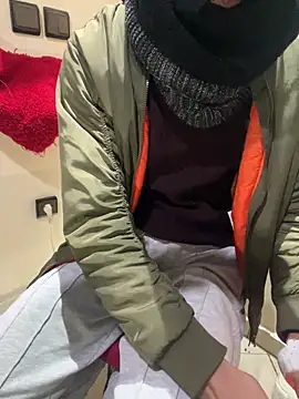 Chat XXX en directo de Yasar-Xxxl