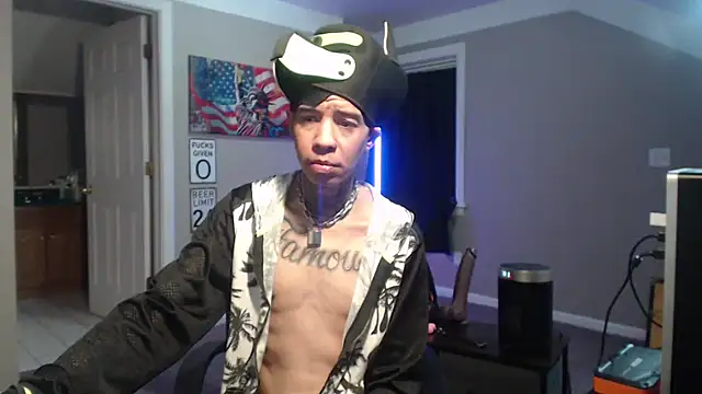 Michigan9000 élő XXX-chatje