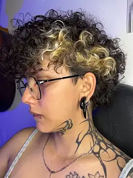 Abby_Evanns1 Adlı Modelin Canlı XXX Sohbeti