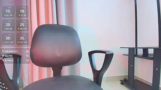 Živý XXX chat saray_reesee