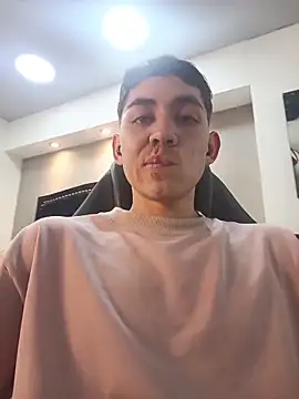 VictorMagnus élő XXX-chatje