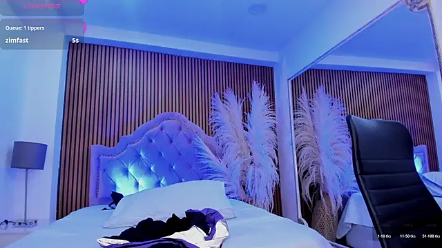 SelenaStonneのライブXXXチャット