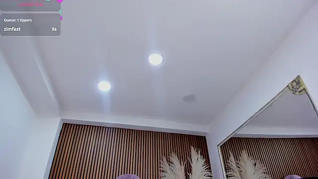 SelenaStonne 라이브 XXX 채팅