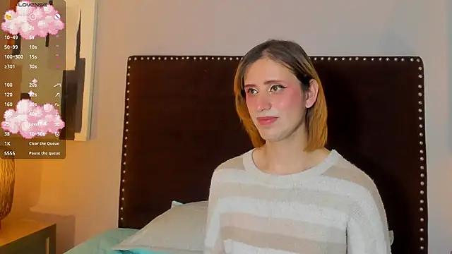 seraphine_star Webcam Show