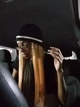 Czat XXX na żywo – Jasmine_FullsShine