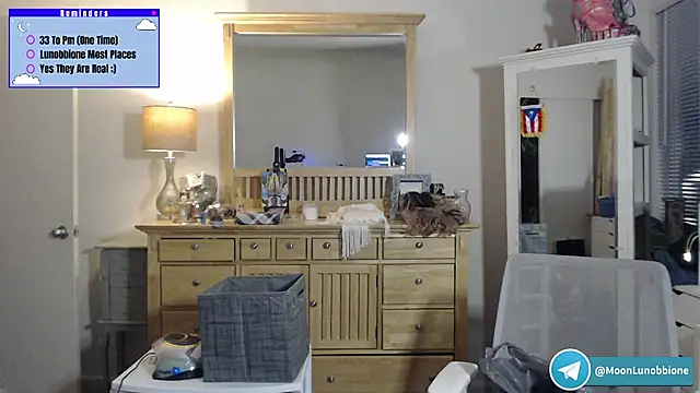 Lunobbione Pertunjukan Webcam