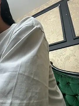 Mister_Obsession 即時 XXX 聊天