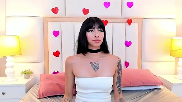Chat +18 de LaylaaDoll ao vivo