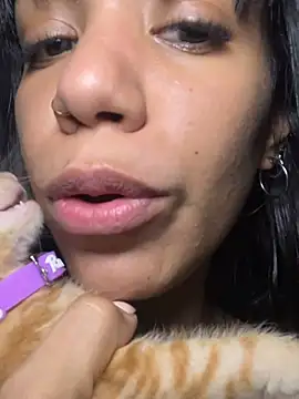 -Naomyy- Chat XXX live