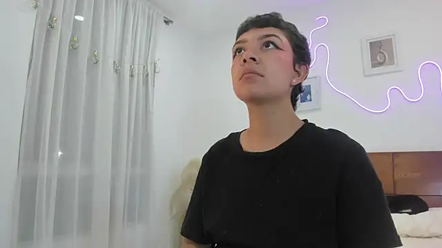 hardcoreheat_ind Chat XXX live