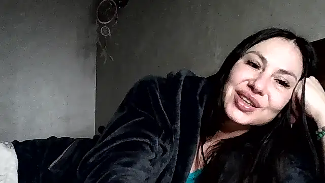 JulianaGold1 Live XXX-Chat