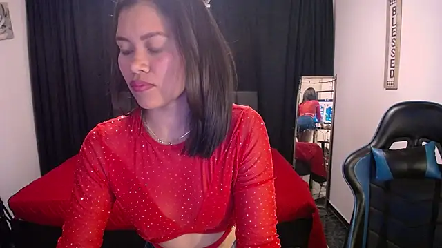 Chatroom XXX en direct de amara21_