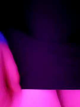 Chatroom XXX en direct de Sophie_BbC_Squirt