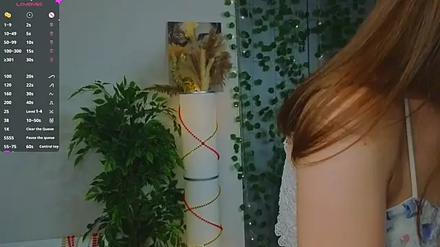 แชท XXX สดของ ShannaRois