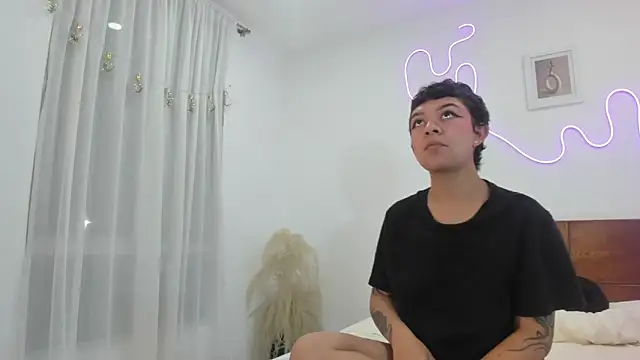 hardcoreheat_ind live XXX chat