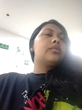 Alessandraa-'s Live XXX Chat