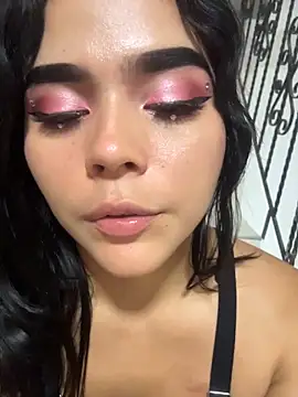 Chat XXX en directo de misty_chloe