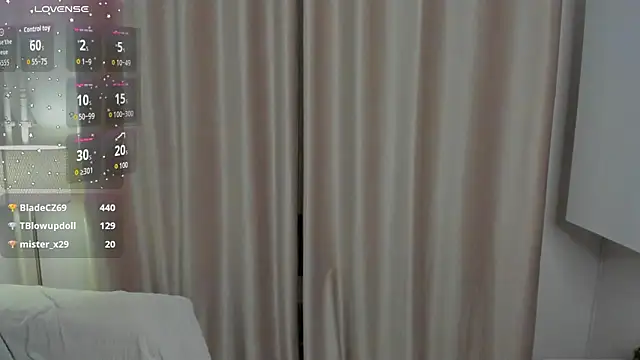 Hinara1 – Live XXX-chat