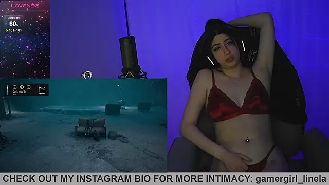 Gamergirl-Linela: онлайн-секс-чат