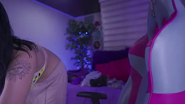 Czat XXX na żywo – Rebecah_1