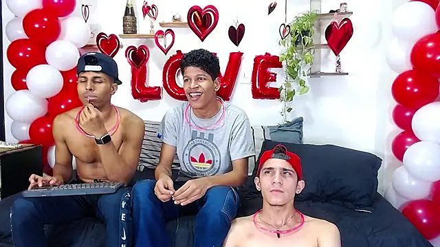 Chat XXX Live Interracial_Snow_Bunny