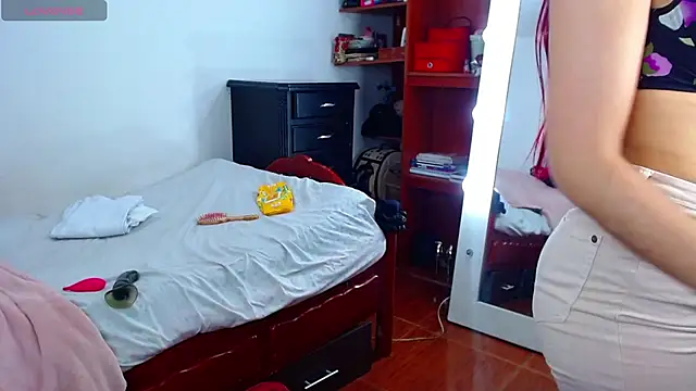 MariamGray1 Live XXX-Chat