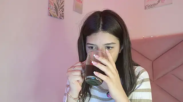 eva_sin18 – Live XXX-chat