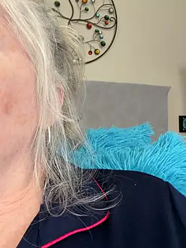 Chat XXX ao vivo de Kaitlyn_Winters