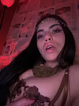 i_am_nina_ Chat XXX in diretta