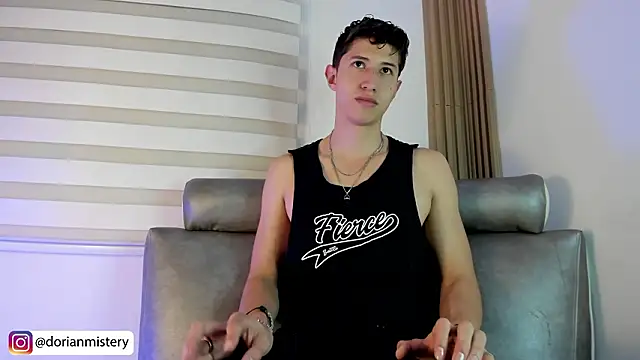 Chat XXX en directo de Dorianmistery2322_