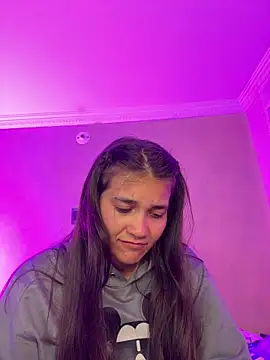 Chat XXX en directo de aurora_divine