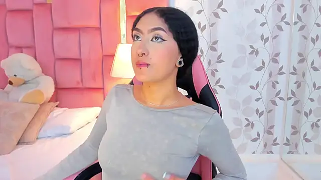 EllaEvanz: απευθείας συνομιλία ΧΧΧ