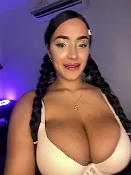 SaharQamar Obrolan Langsung XXX