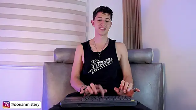 Živý XXX chat Dorianmistery2322_