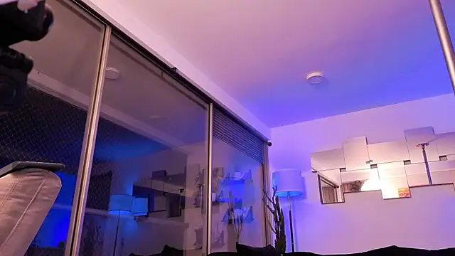 mandi4pole_ Show Webcam