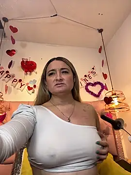 Chat XXX en directo de antonella87