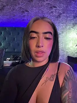 Chat XXX en directo de Scarlett-LS