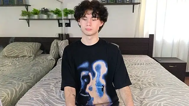 Chat XXX en directo de Cute_Mike