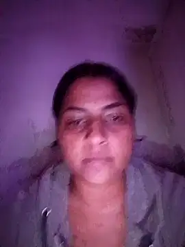 แชท XXX สดของ Giselabrunette25