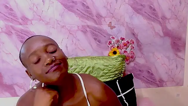 Živý XXX chat EbonyOlive69